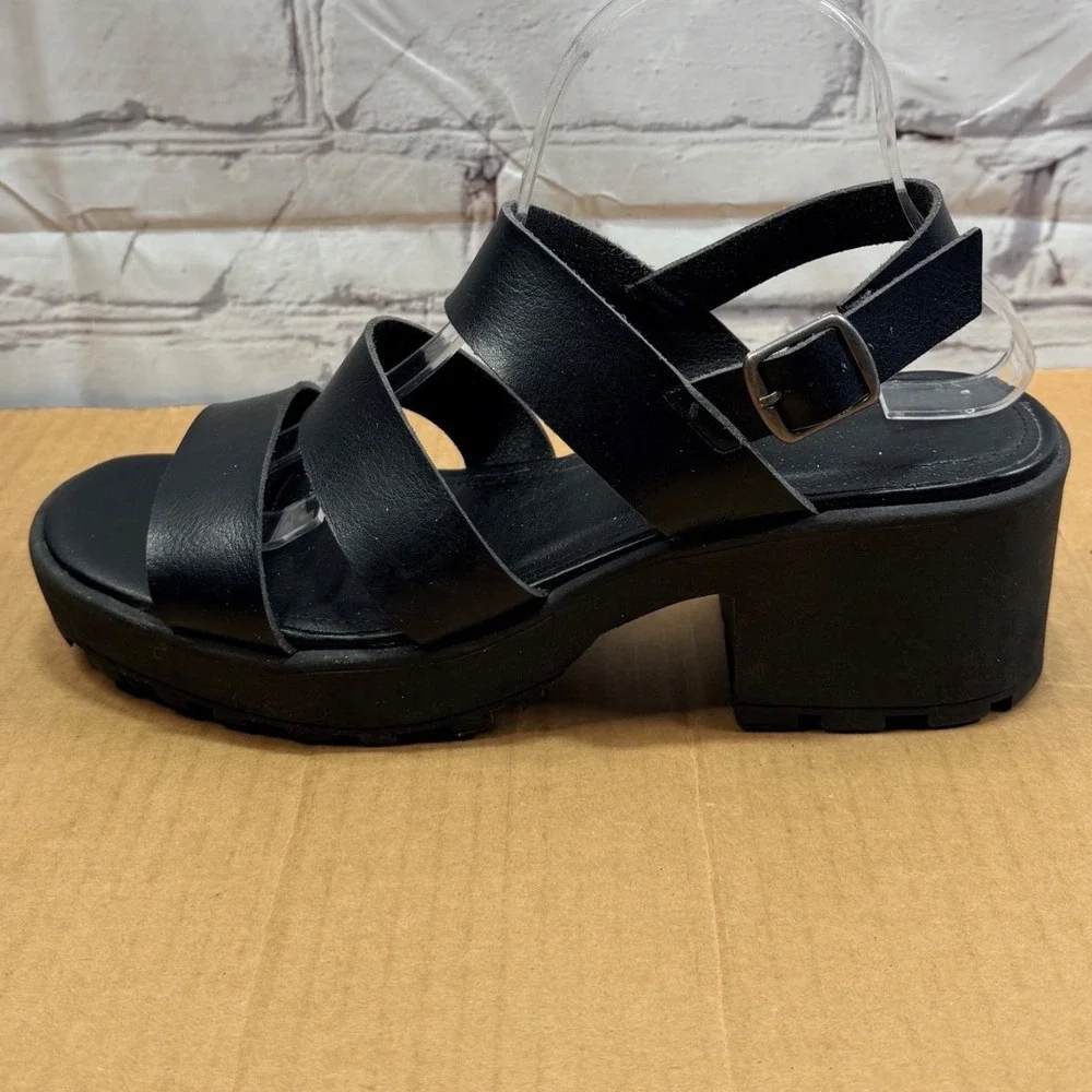 Lugsy Sandals Women 10 Black Platform Lug Sole Goth Grunge Strappy Faux Leather